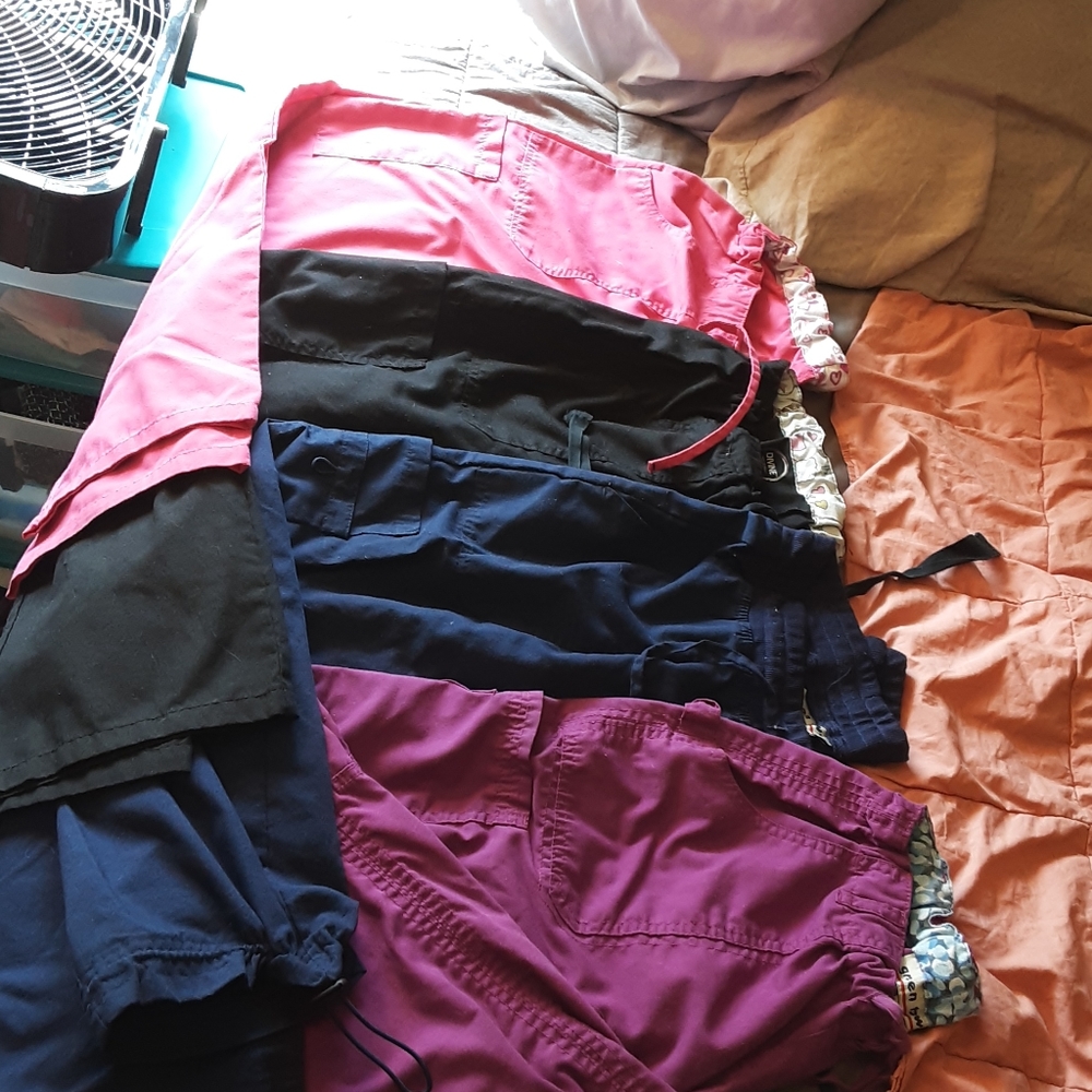 Womens M 4 scrub pants bundle